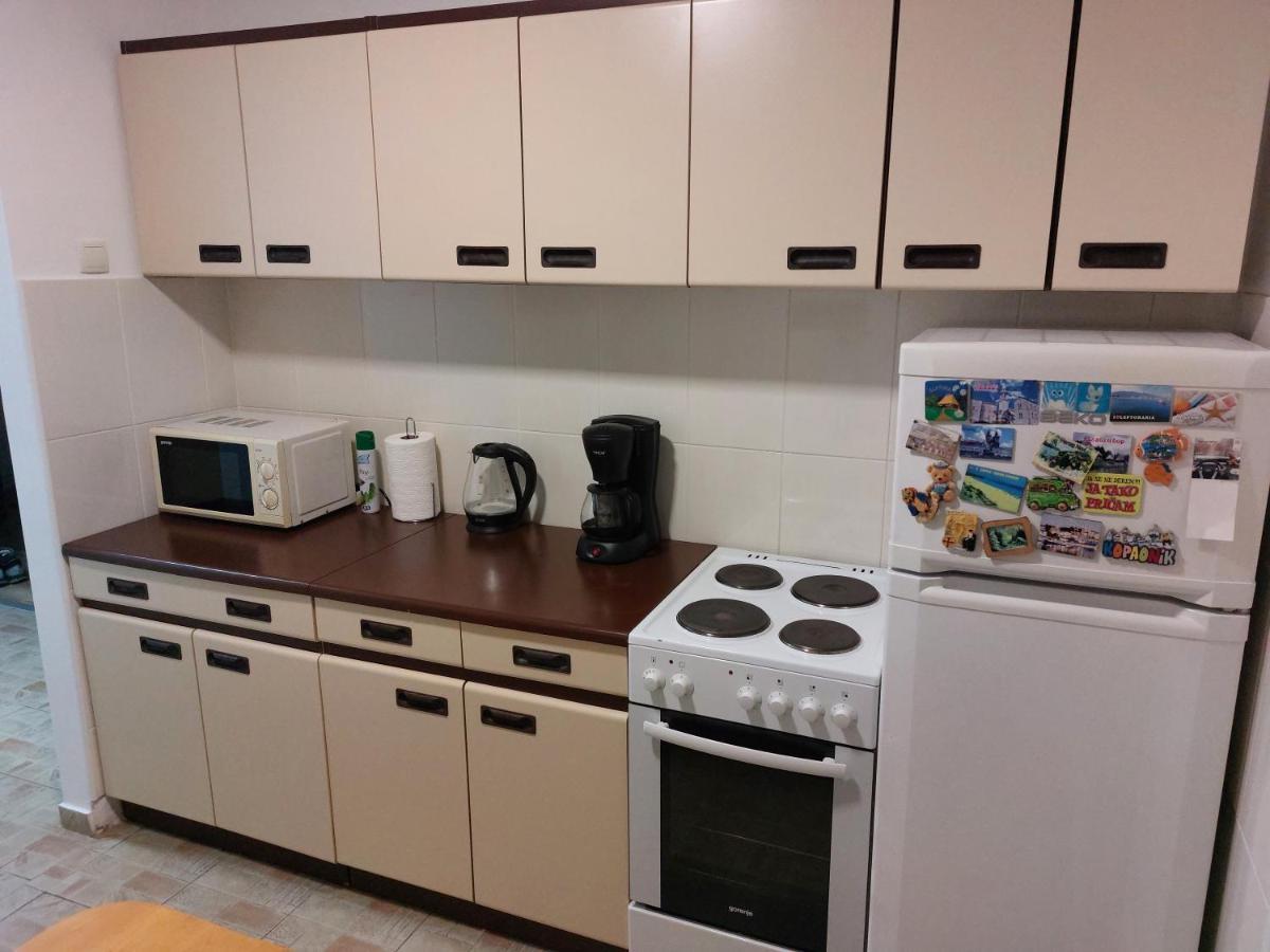 Apartman Centar Sremska Mitrovica Ngoại thất bức ảnh